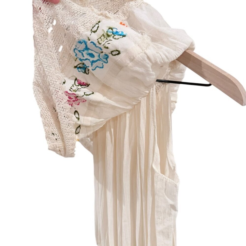 Vintage Off-Shoulder Mexican Embroidered Maxi Dress Cream Floral Boho XS/S - Picture 2 of 5